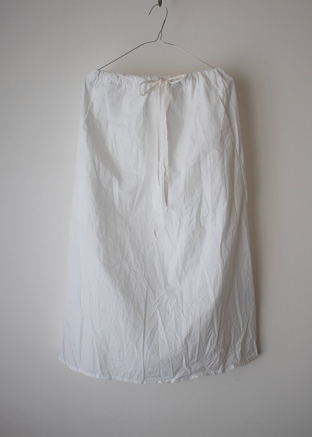Two Pocket Twisted Skirt Midium Long